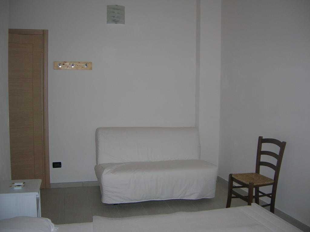 B&B S'Ena Suni Room photo